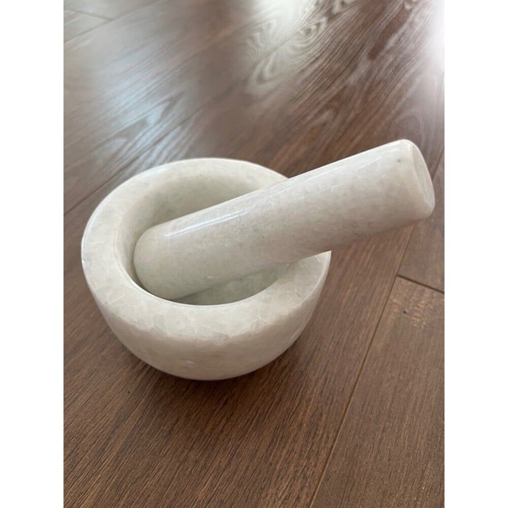 Marble Mortar and Pestle -- new